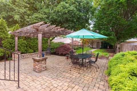 Tiny photo for 294 Stewart Avenue, Columbus, OH 43206 (MLS # 226018088)