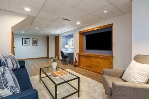 Tiny photo for 294 Stewart Avenue, Columbus, OH 43206 (MLS # 226018088)