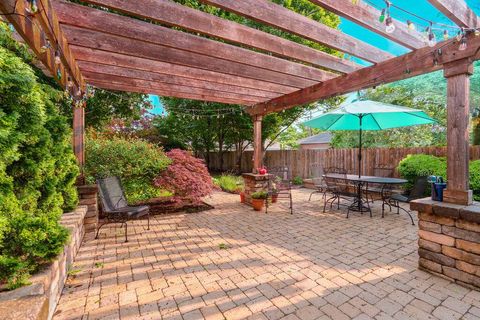 Tiny photo for 294 Stewart Avenue, Columbus, OH 43206 (MLS # 226018088)