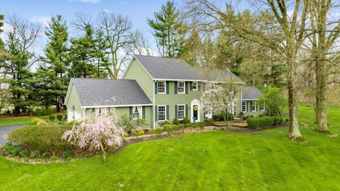 Photo of 378 Potters Lane, Granville, OH 43023 (MLS # 224010972)