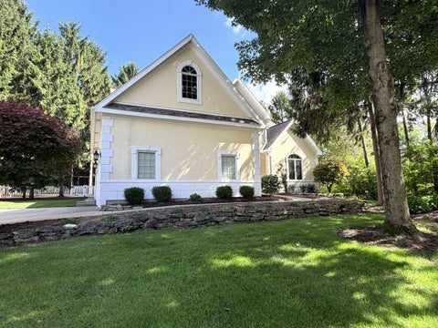 Tiny photo for 220 Bent Pines Court, Bellefontaine, OH 43311 (MLS # 226036523)