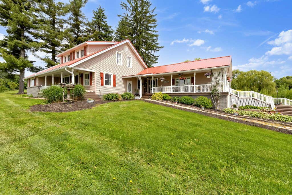 Photo of 5643 Yankee Street, Fredericktown, OH 43019 (MLS # 226020357)