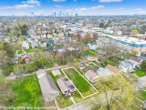 Photo of 941 Seymour Avenue, Columbus, OH 43206 (MLS # 225012331)