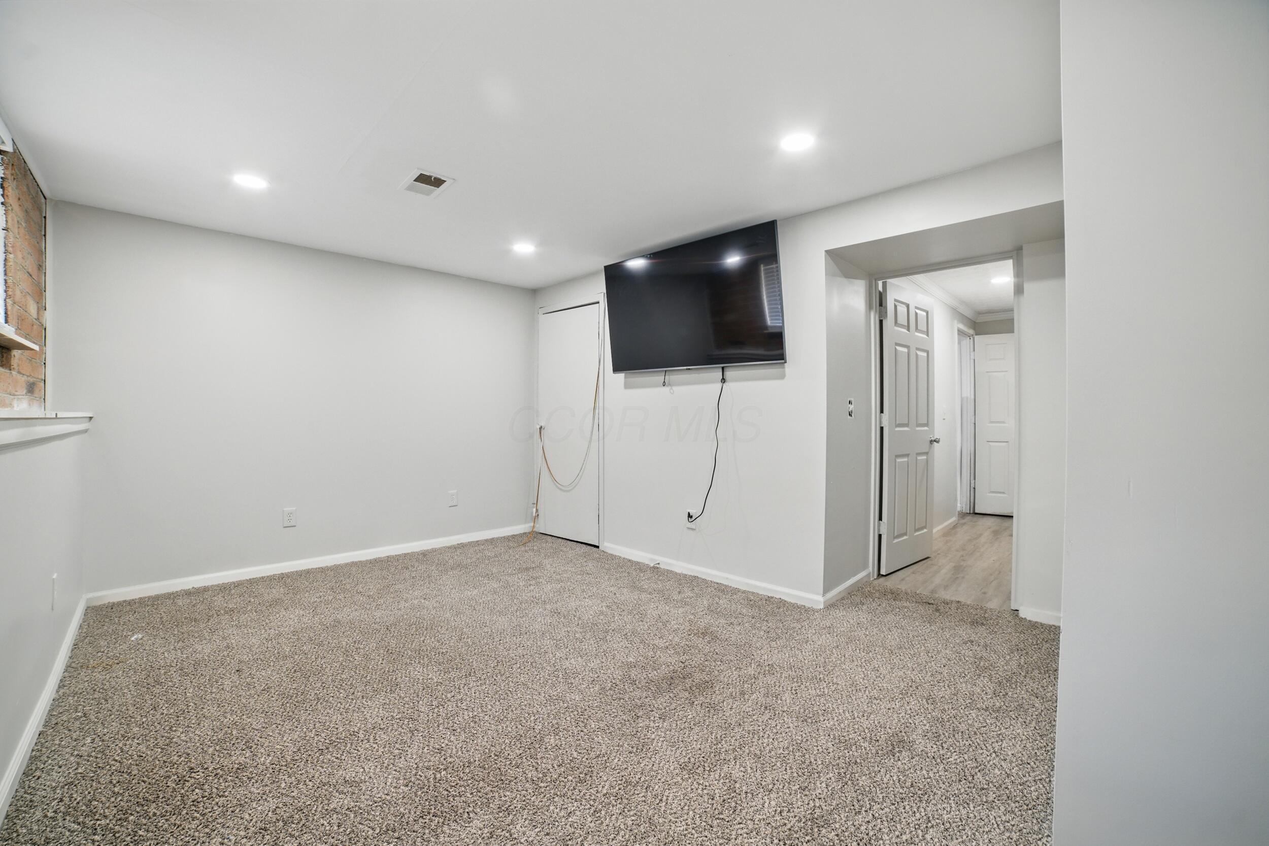 6023 Silverwood Street, Columbus, Ohio image 18