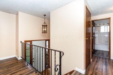 Tiny photo for 1687 Brookfield Square S, Columbus, OH 43229 (MLS # 225039635)