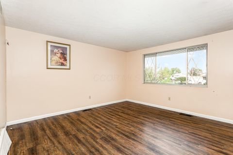 Tiny photo for 1687 Brookfield Square S, Columbus, OH 43229 (MLS # 225039635)
