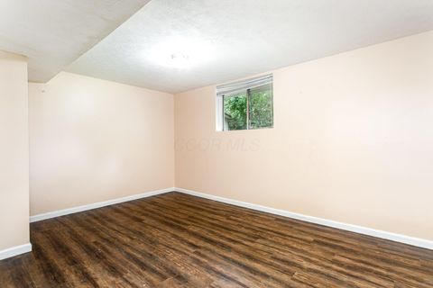Tiny photo for 1687 Brookfield Square S, Columbus, OH 43229 (MLS # 225039635)