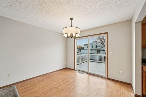 Tiny photo for 3669 Mathena Way, Columbus, OH 43232 (MLS # 226002201)