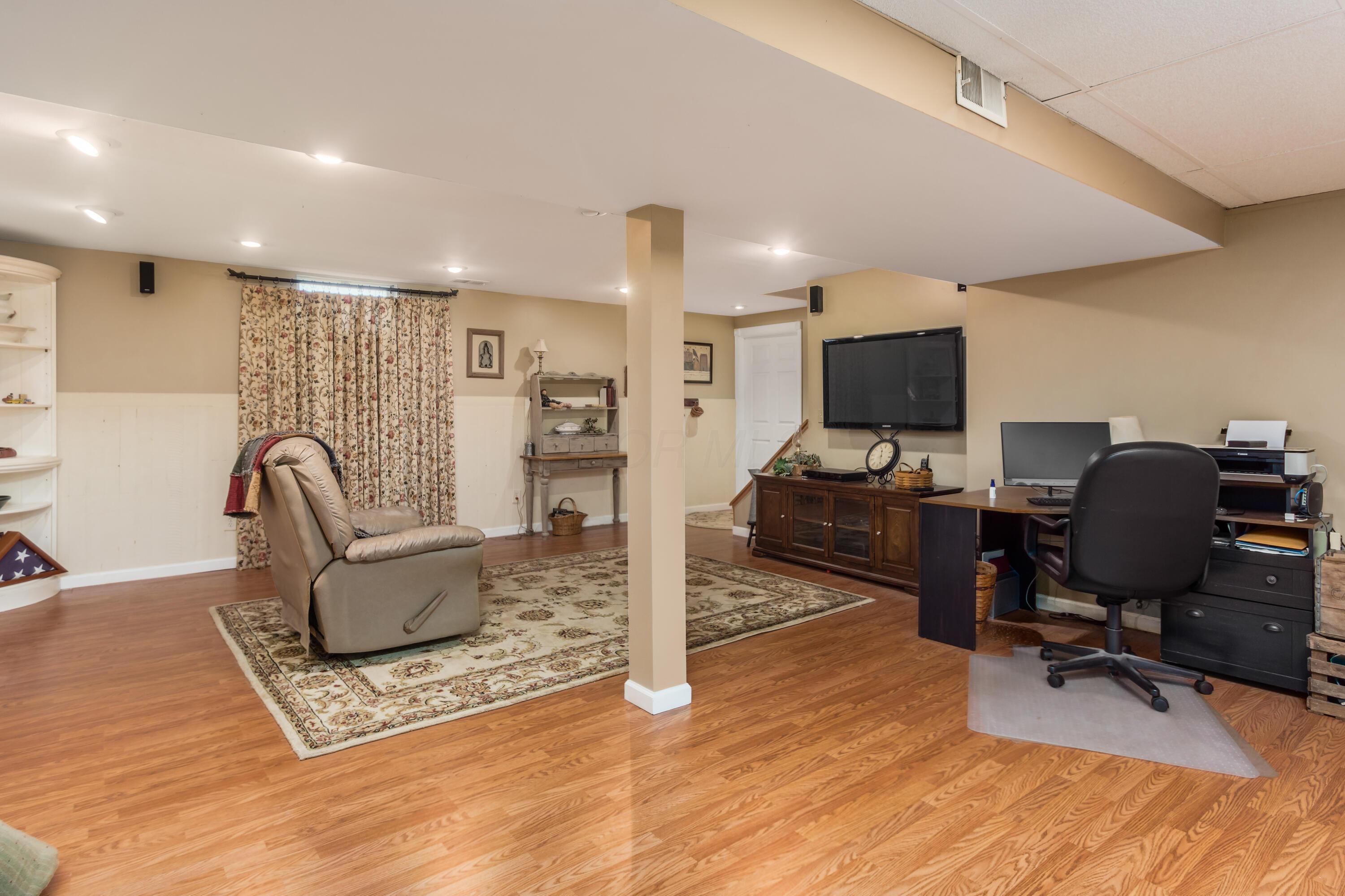 3665 Saturn Road, Hilliard, Ohio image 29