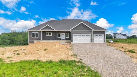 Photo of 600 Trapp Lane, Hopewell, OH 43746 (MLS # 226036554)