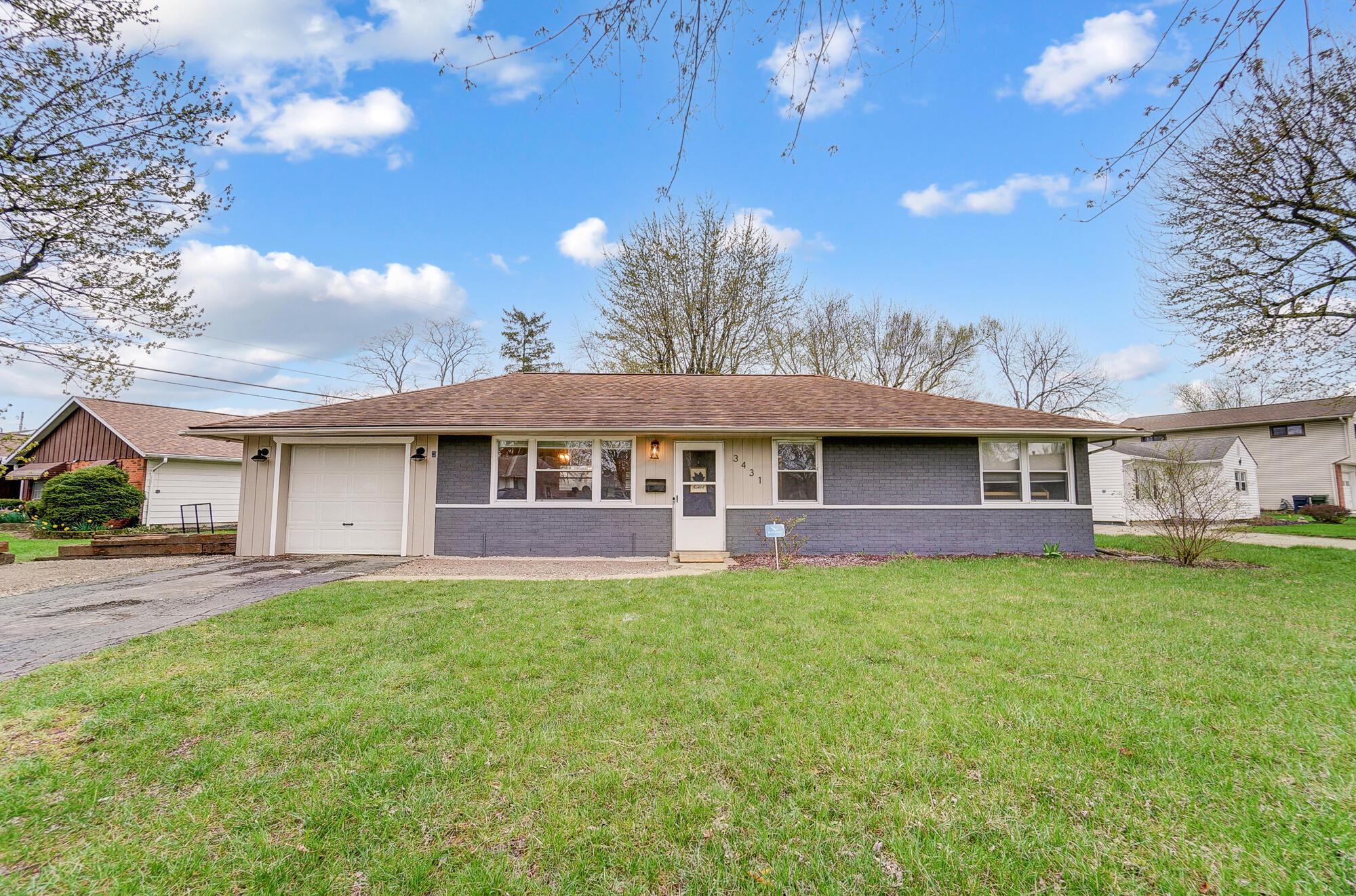3431 Tudor Lane, Hilliard, Ohio image 1