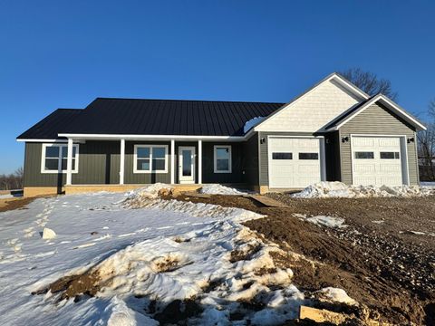 Photo of 1905 County Road 26, Marengo, OH 43334 (MLS # 226004528)