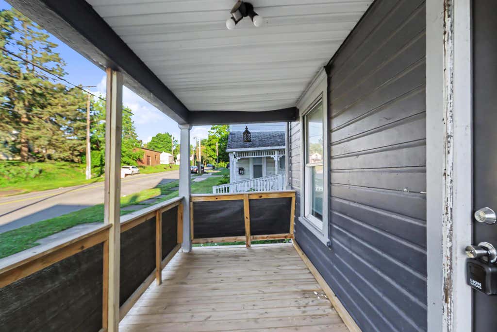 Photo of 121 - 125 Ford Street, Mansfield, OH 44903 (MLS # 226023106)
