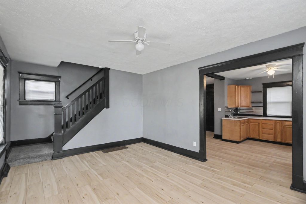 Photo of 121 - 125 Ford Street, Mansfield, OH 44903 (MLS # 226023106)