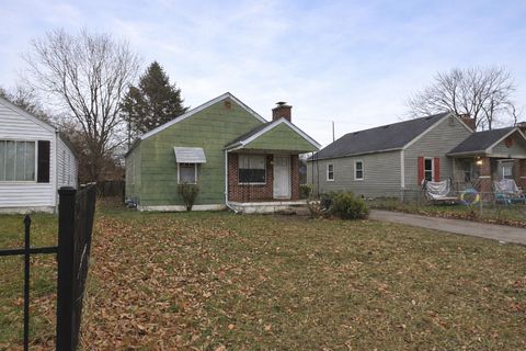 Photo of 58 S Weyant Avenue, Columbus, OH 43213 (MLS # 225046277)