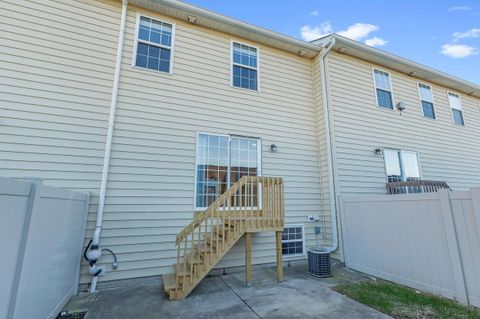 Tiny photo for 7156 W West Campus Road 28 #28, New Albany, OH 43054 (MLS # 225043937)