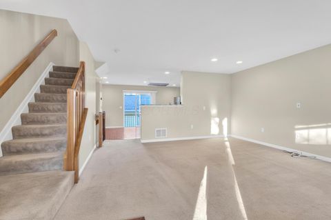 Tiny photo for 7156 W West Campus Road 28 #28, New Albany, OH 43054 (MLS # 225043937)