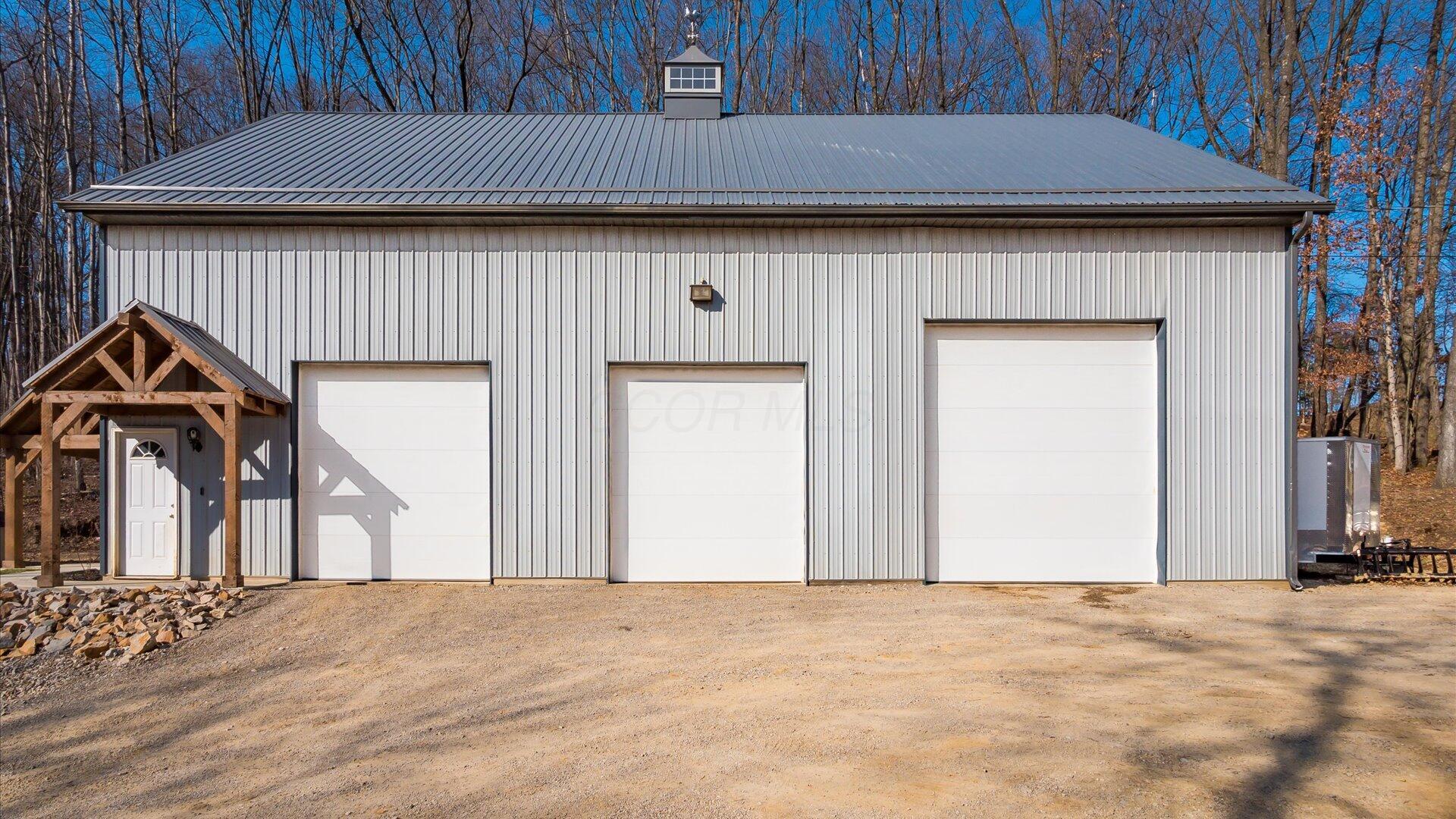4333 Montgomery Road, Newark, Ohio image 2