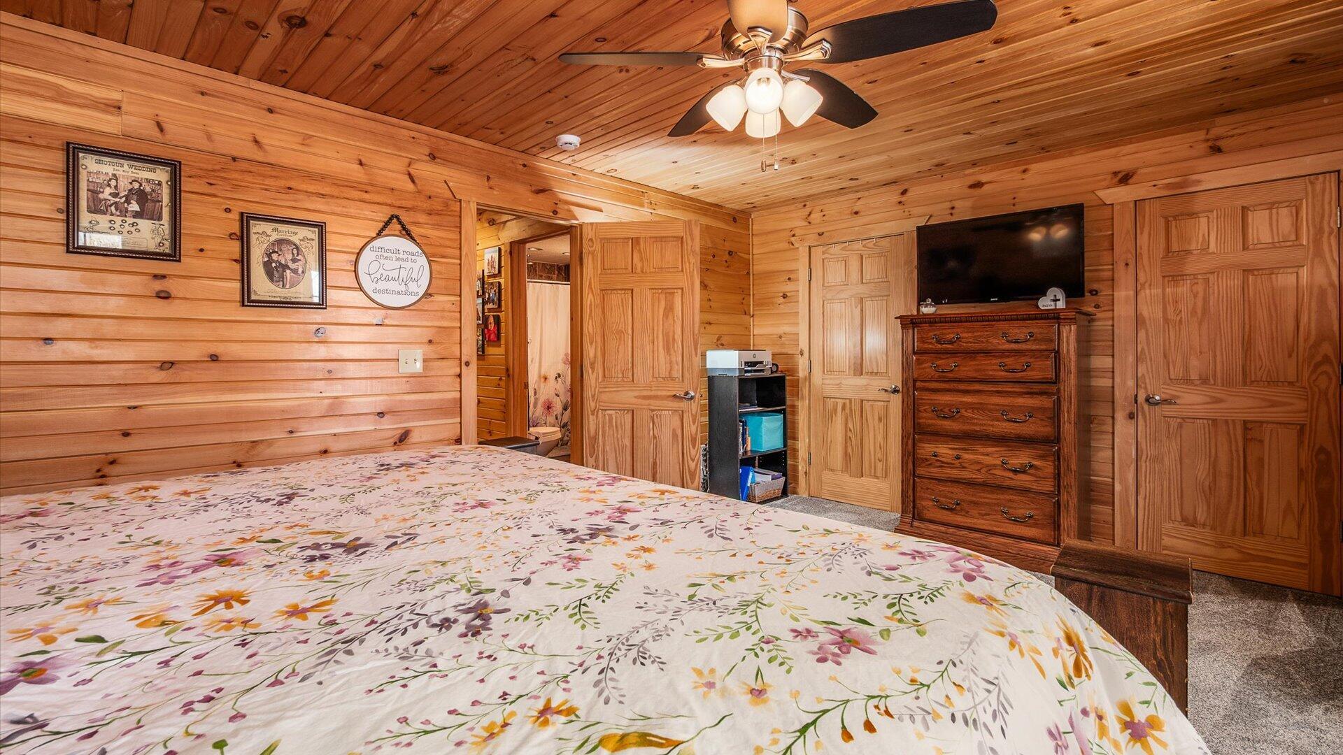 4333 Montgomery Road, Newark, Ohio image 22