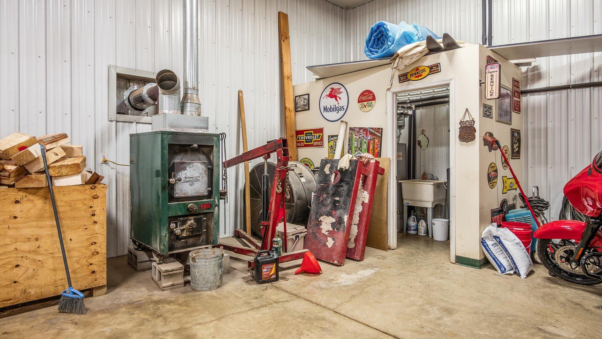 4333 Montgomery Road, Newark, Ohio image 30