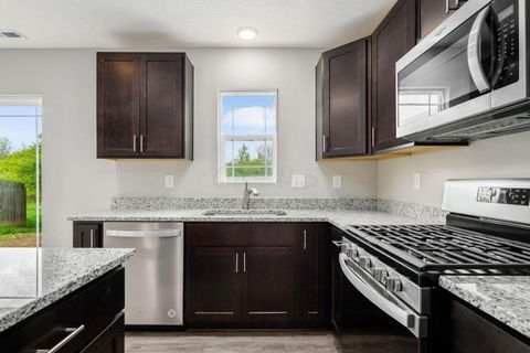 Tiny photo for 912 Eastern Avenue, Bellefontaine, OH 43311 (MLS # 225040565)