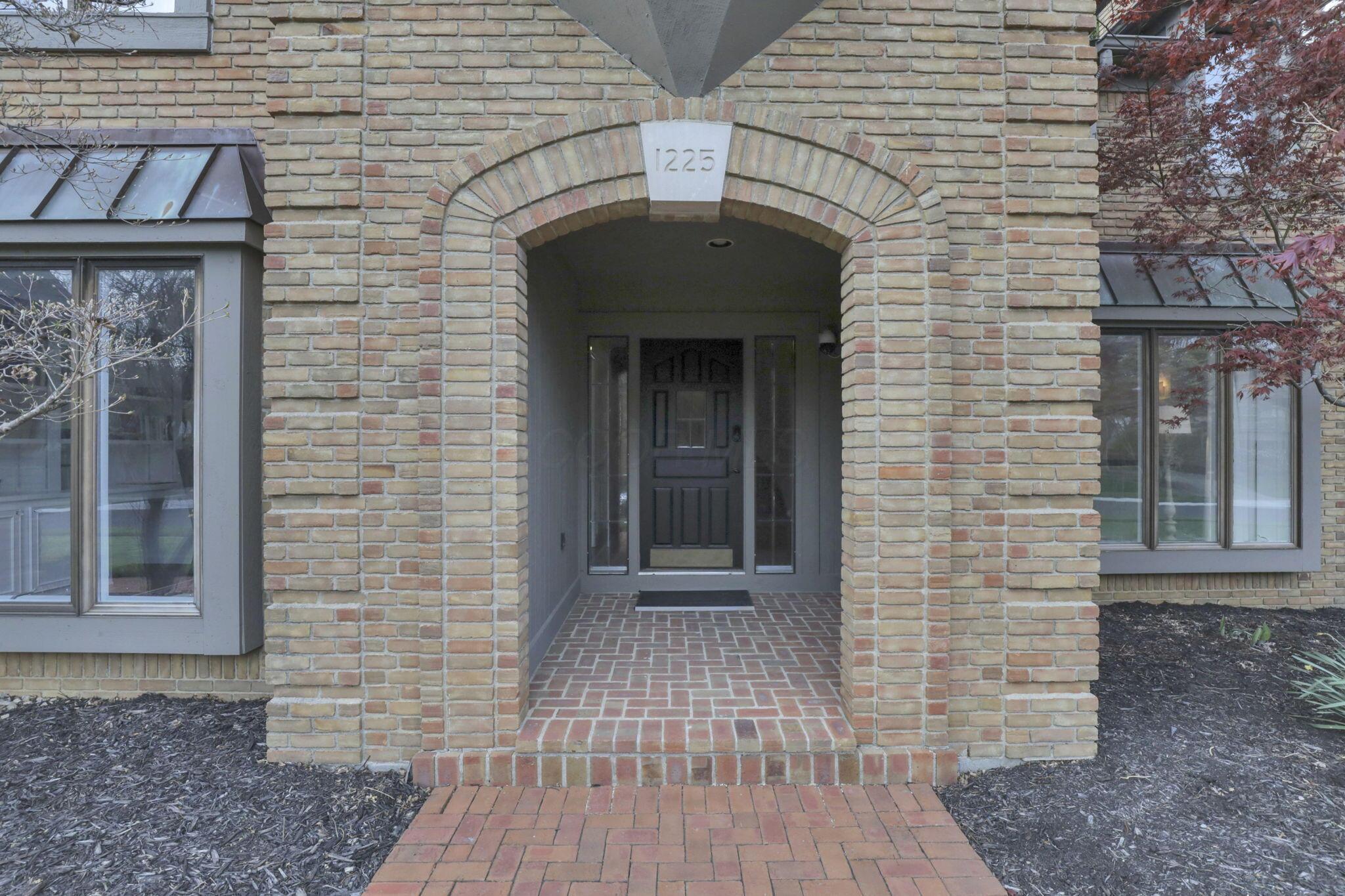 1225 Brittany Lane, Columbus, Ohio image 4