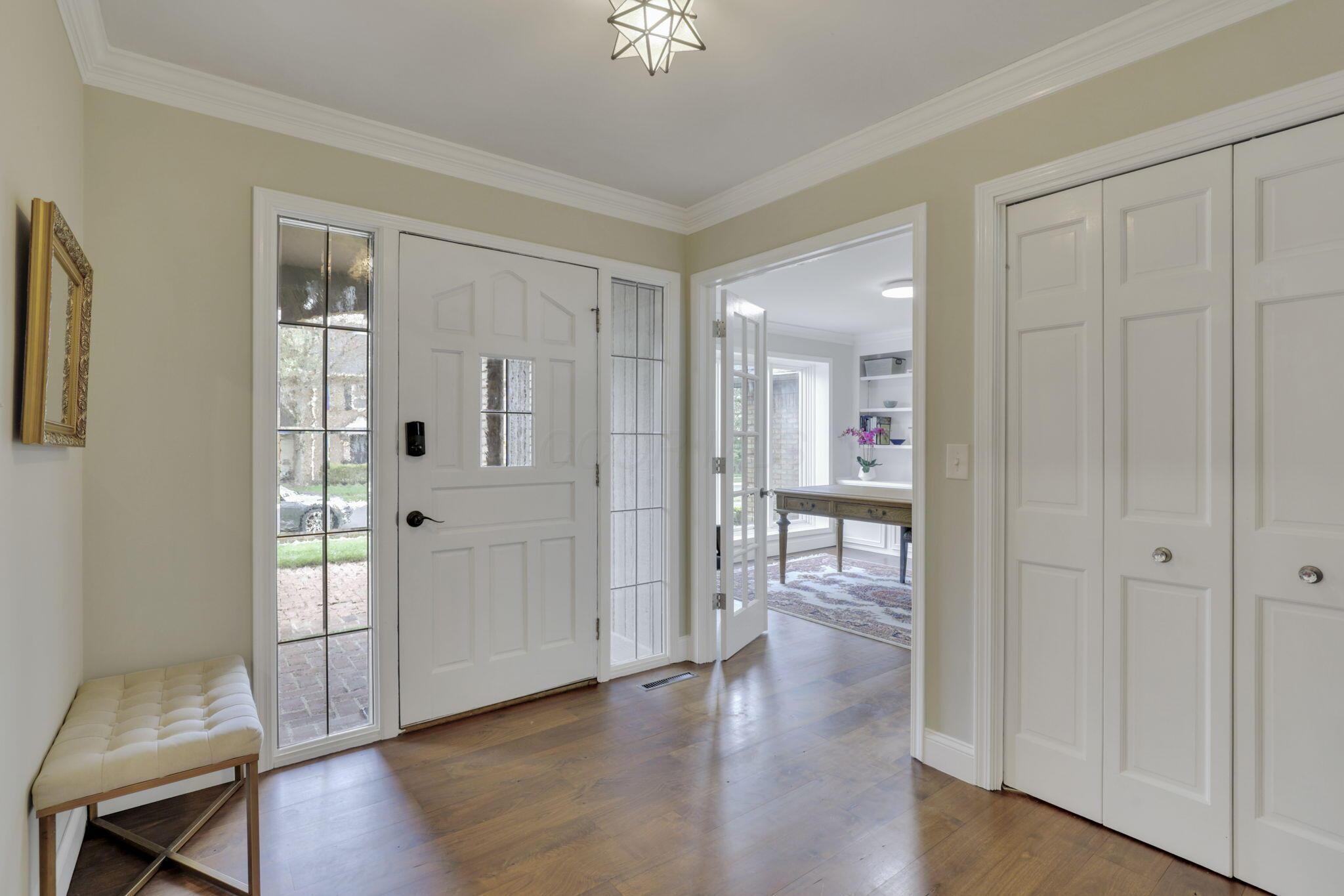 1225 Brittany Lane, Columbus, Ohio image 8
