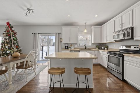 Tiny photo for 543 Sunbury Meadows Drive, Sunbury, OH 43074 (MLS # 225044381)