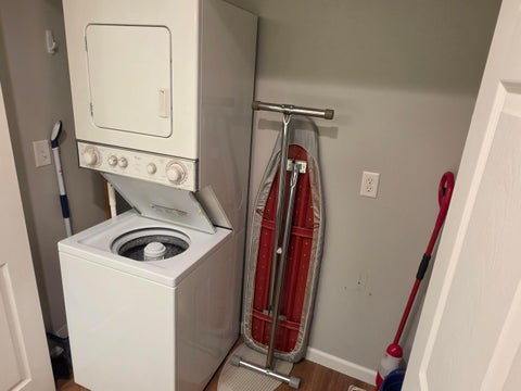 Tiny photo for 4 Rosebraugh Circle E, Buckeye Lake, OH 43008 (MLS # 226033871)