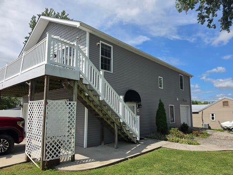 Tiny photo for 4 Rosebraugh Circle E, Buckeye Lake, OH 43008 (MLS # 226033871)