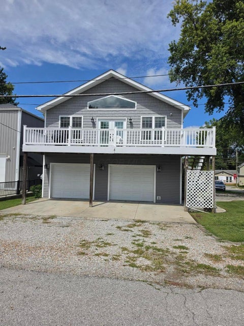 Tiny photo for 4 Rosebraugh Circle E, Buckeye Lake, OH 43008 (MLS # 226033871)