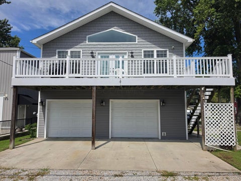 Photo of 4 Rosebraugh Circle E, Buckeye Lake, OH 43008 (MLS # 226033871)