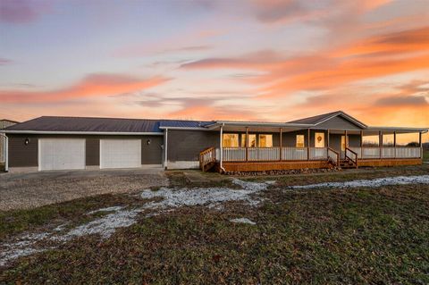 Photo of 10614 Hayesville Road, Kingston, OH 45644 (MLS # 225044925)