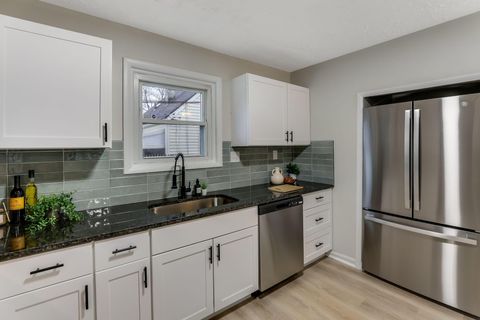 Tiny photo for 2186 Middlehurst Drive, Columbus, OH 43219 (MLS # 226000511)