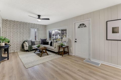 Tiny photo for 2186 Middlehurst Drive, Columbus, OH 43219 (MLS # 226000511)