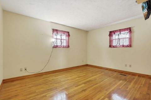 Tiny photo for 3832 Fallsburg Road NE, Newark, OH 43055 (MLS # 226002430)