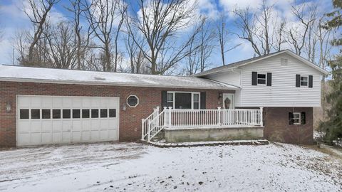 Tiny photo for 3832 Fallsburg Road NE, Newark, OH 43055 (MLS # 226002430)