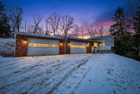 Tiny photo for 3832 Fallsburg Road NE, Newark, OH 43055 (MLS # 226002430)