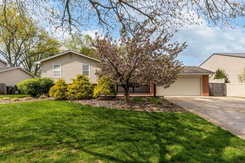 Photo of 6847 Mcvey Boulevard, Columbus, OH 43235 (MLS # 226013798)