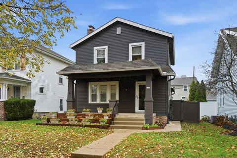 Photo of 1129 Mulford Road, Columbus, OH 43212 (MLS # 225043857)