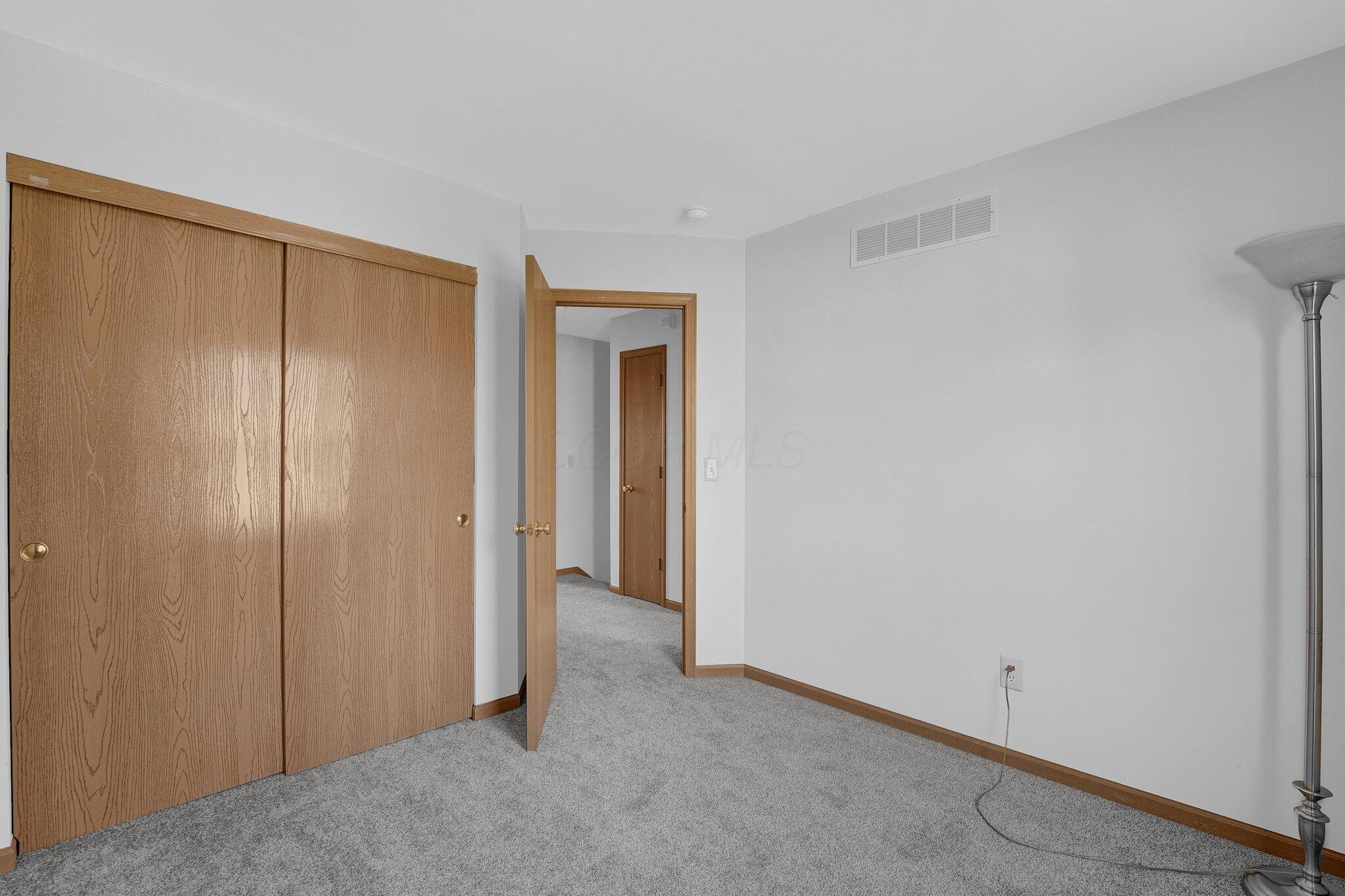 5835 Privilege Drive, Hilliard, Ohio image 29