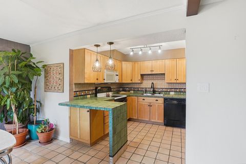 Tiny photo for 1404 Lake Shore Drive C #C, Columbus, OH 43204 (MLS # 226009626)