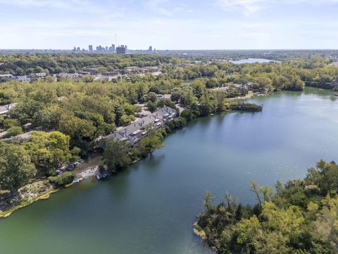 Tiny photo for 1404 Lake Shore Drive C #C, Columbus, OH 43204 (MLS # 226009626)