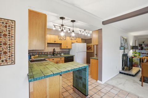 Tiny photo for 1404 Lake Shore Drive C #C, Columbus, OH 43204 (MLS # 226009626)