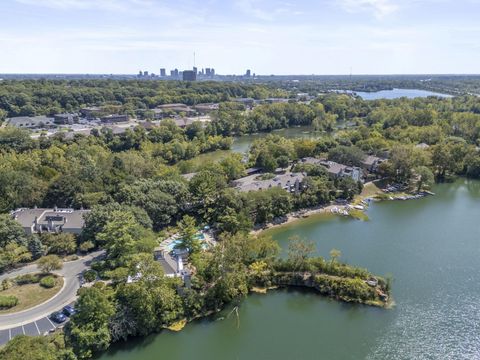 Tiny photo for 1404 Lake Shore Drive C #C, Columbus, OH 43204 (MLS # 226009626)