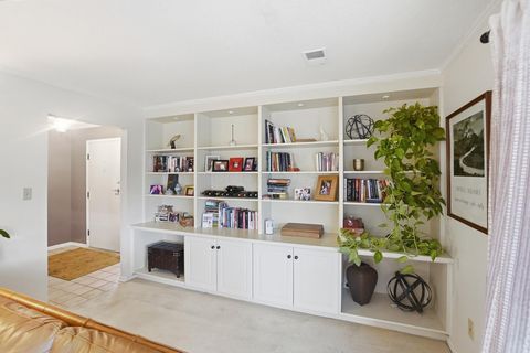 Tiny photo for 1404 Lake Shore Drive C #C, Columbus, OH 43204 (MLS # 226009626)