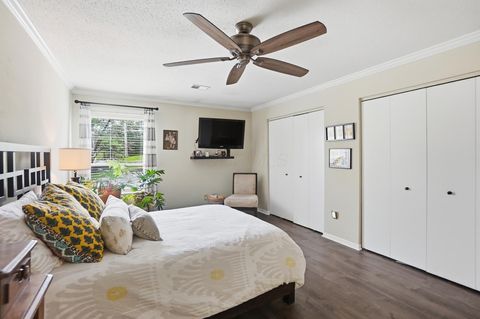 Tiny photo for 1404 Lake Shore Drive C #C, Columbus, OH 43204 (MLS # 226009626)