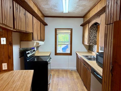 Tiny photo for 319 Altamont Avenue, Mansfield, OH 44902 (MLS # 225037617)