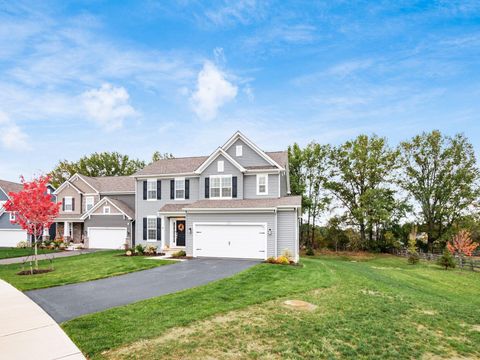 Tiny photo for 3696 Old Glory Loop, Powell, OH 43065 (MLS # 225040259)