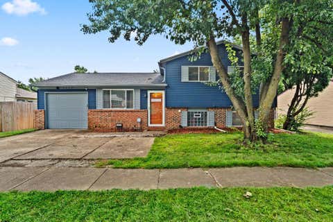 Photo of 5329 Refugee Road, Columbus, OH 43232 (MLS # 226031504)